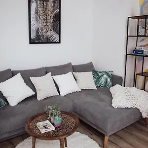 Cozy Dreams: Deluxe 2-zimmer-apartment -kueche Nürnberg