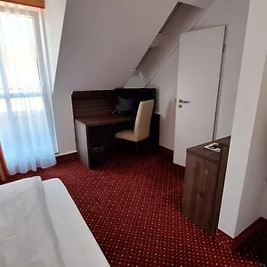 Invite Szálloda
